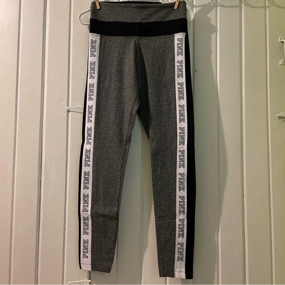 VS. PINK yoga leggings-medium NWT